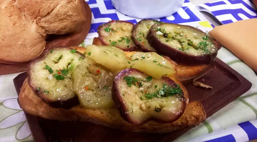 Escabeches y entradas Lo de Tato